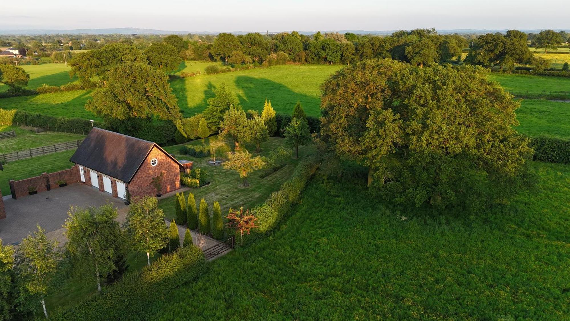 Cheshire Retreat At Within Street Farm Apartment Мидълуич Екстериор снимка